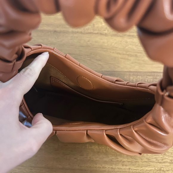 JW PEI GABBI RUCHED HOBO HANDBAG - NUTELLA - Picture 3 of 4